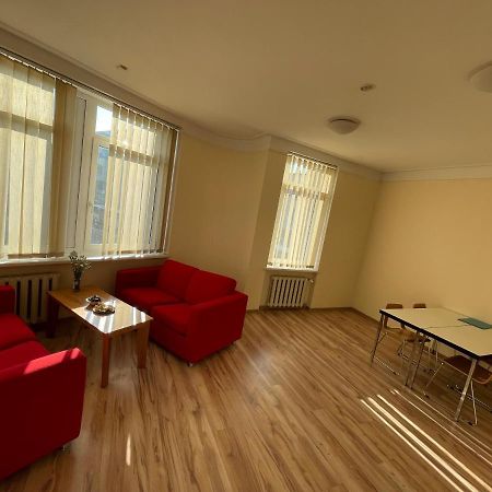 Mr Jo'S Hostel Каунас Экстерьер фото