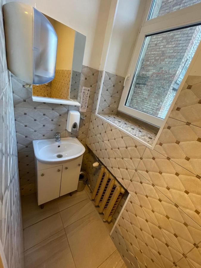 Mr Jo'S Hostel Каунас Экстерьер фото