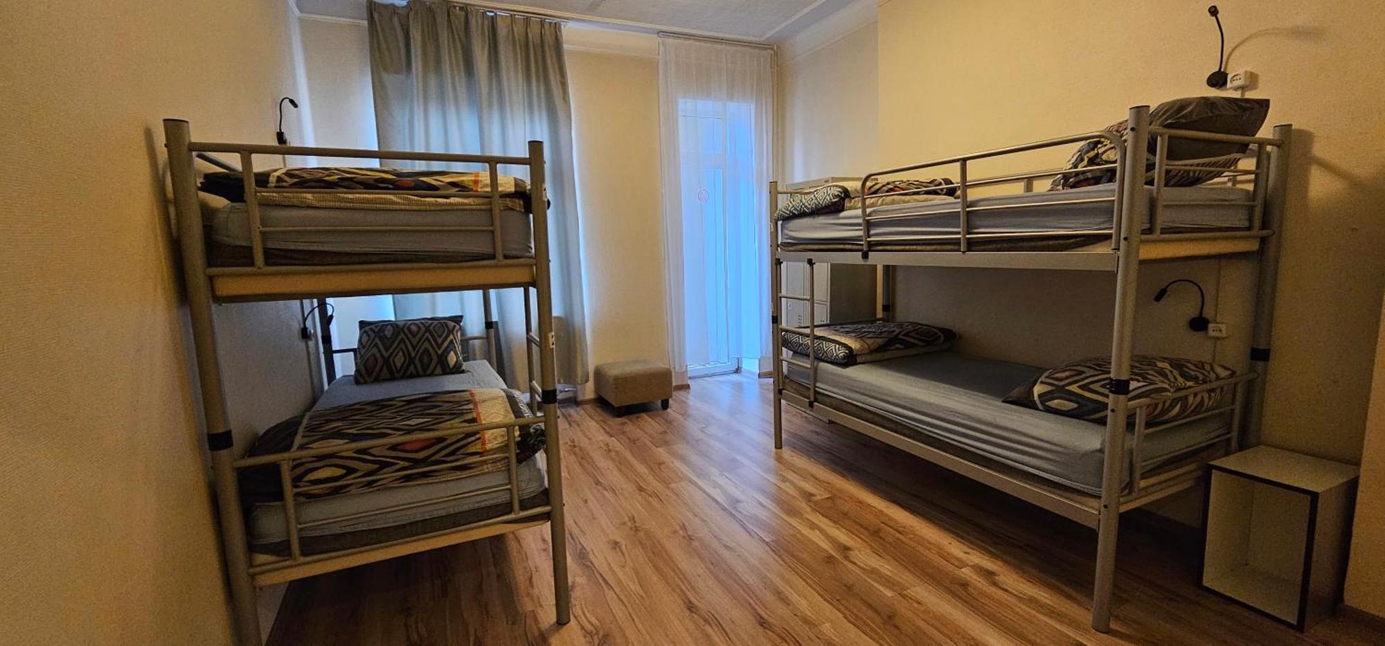 Mr Jo'S Hostel Каунас Экстерьер фото